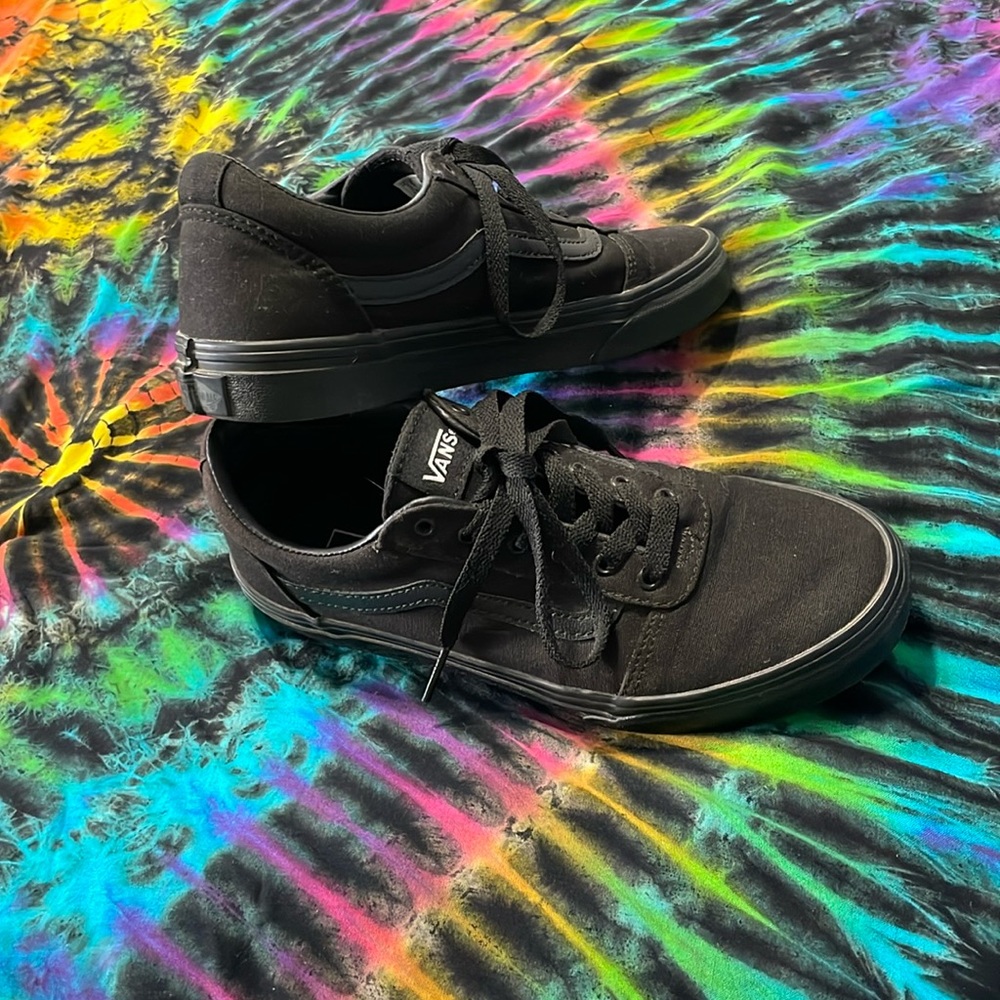 Black Canvas Vans Women’s size 7